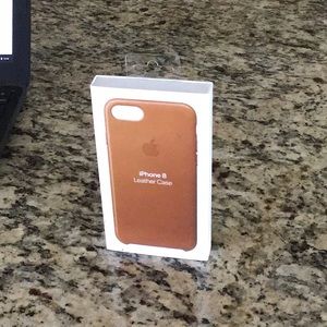 iPhone 8 or SE Leather Phone Case